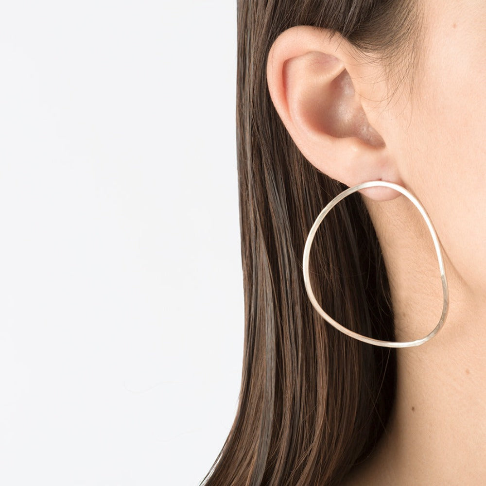 "ORECCHINO_LOBO_ARGENTO_INDOSSATO"