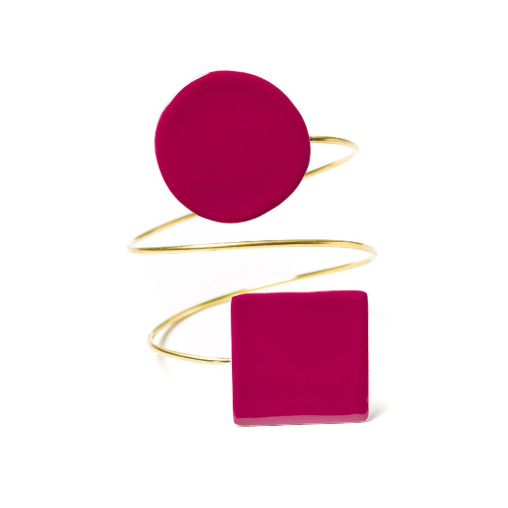 "TAORMINA_GEOMETRICO_OTTONE_SMALTATO_CILIEGIA"