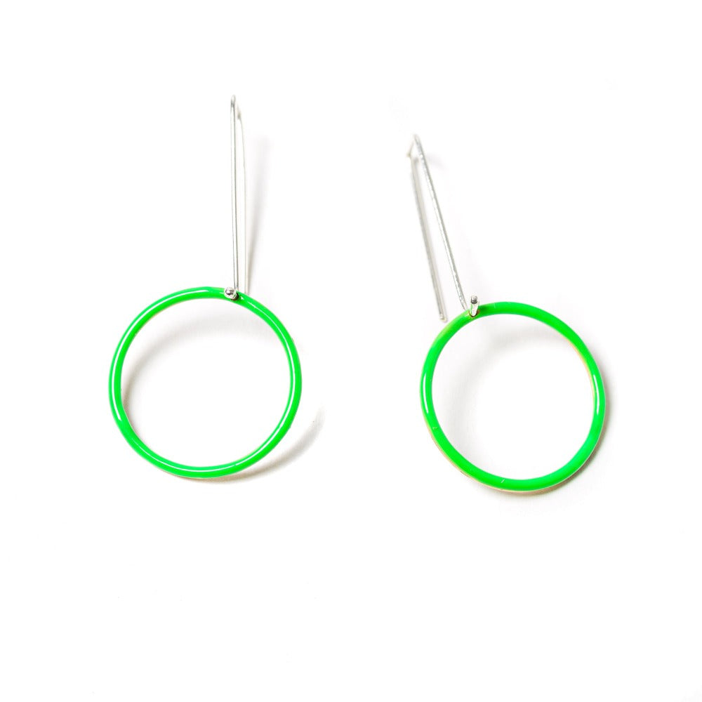 "ORECCHINI_TAORMINA_OTTONE_SMALTATO_VERDE_FLUO"