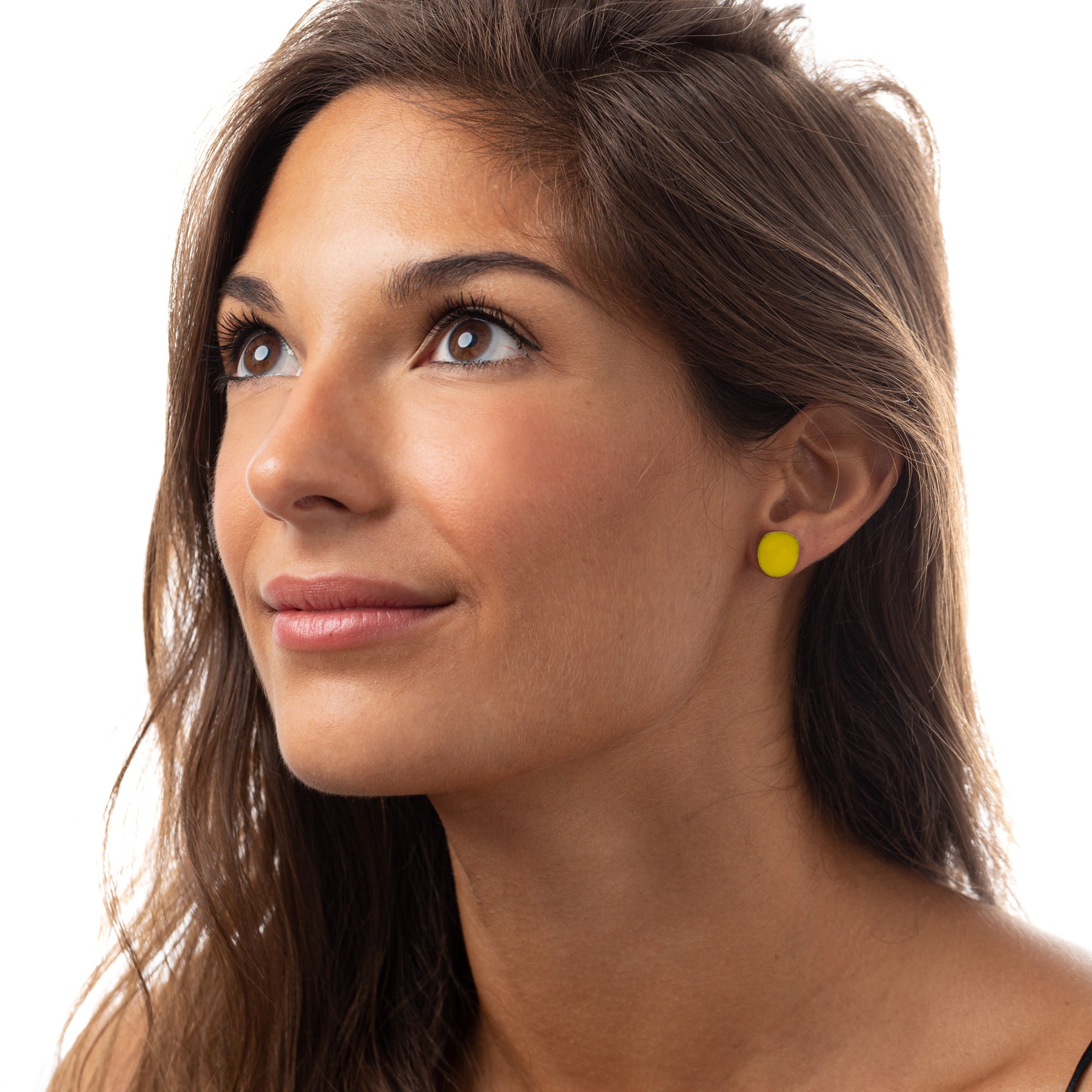 "ORECCHINO_QUADRO_LOBO_RAME_SMALTATO_SENAPE_INDOSSATO"