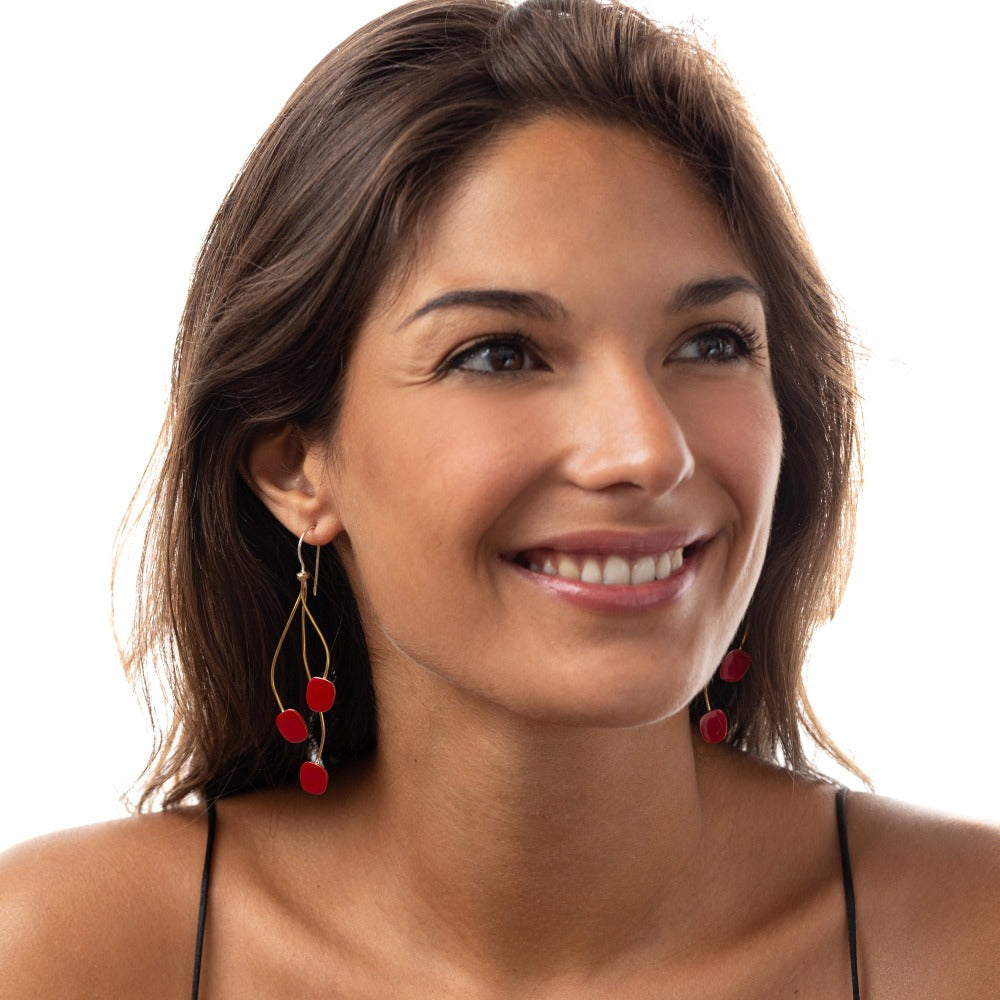 "TAORMINA_ORECCHINI_LIBERTY_OTTONE_SMALTATO_ROSSO_INDOSSATO"