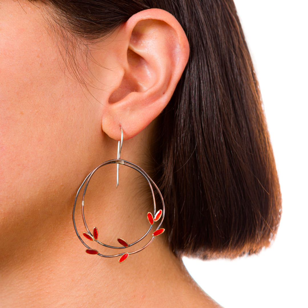 Boucles d'oreilles micro-feuilles « Come Tu Mi Vuoi » | Cuivre et émail transparent