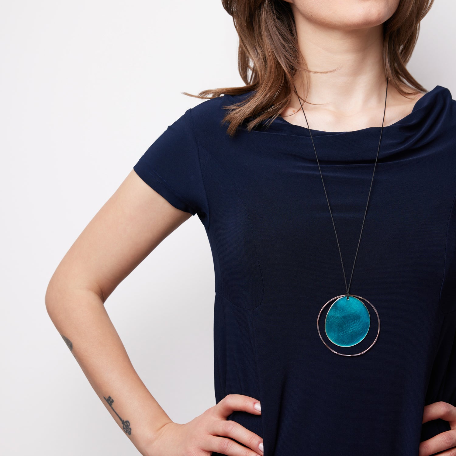 COULEUR Gong Pendentif
