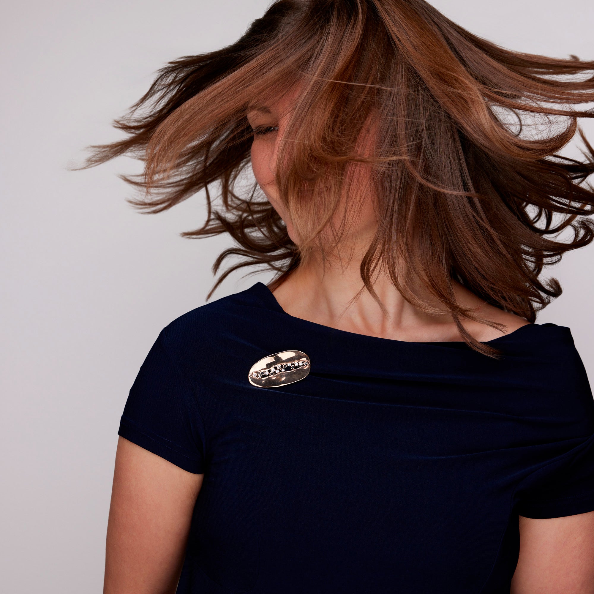 Spilla Regina Elisabetta II | Bronzo