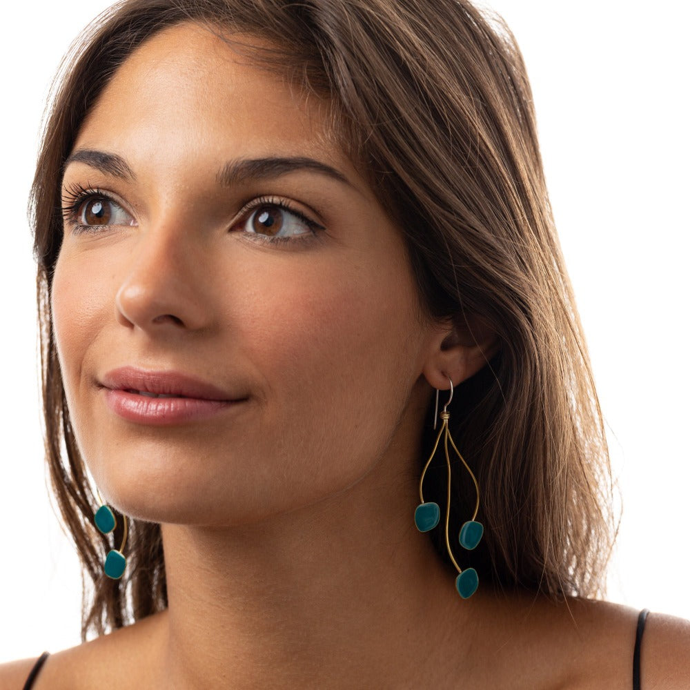 "TAORMINA_ORECCHINI_LIBERTY_OTTONE_SMALTATO_PETROLIO_INDOSSATO"