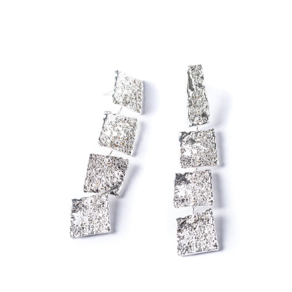 "orecchini-sciara-long-lobo-argento"