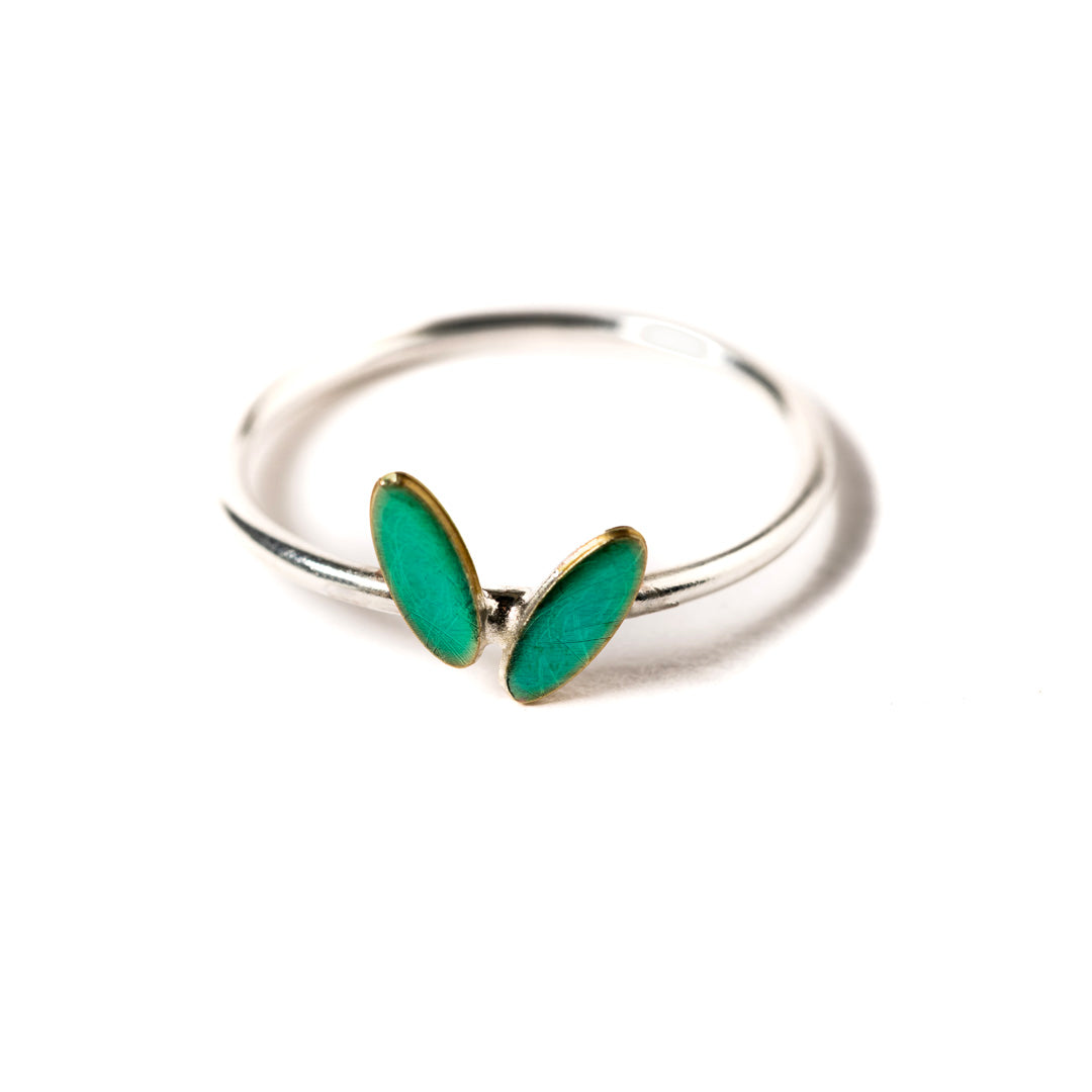"Come Tu Mi Vuoi" Micro Leaf Ring | Copper with Transparent Enamel