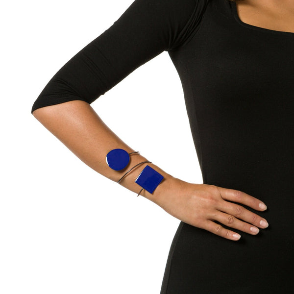 TAORMINA_BRACCIALE_GEOMETRICO_RAME_SMALTO_BLU_IND