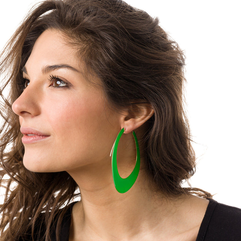 ORECCHINO_ODEON_OTTONE_VERDE_FLUO_INDOOSSATO