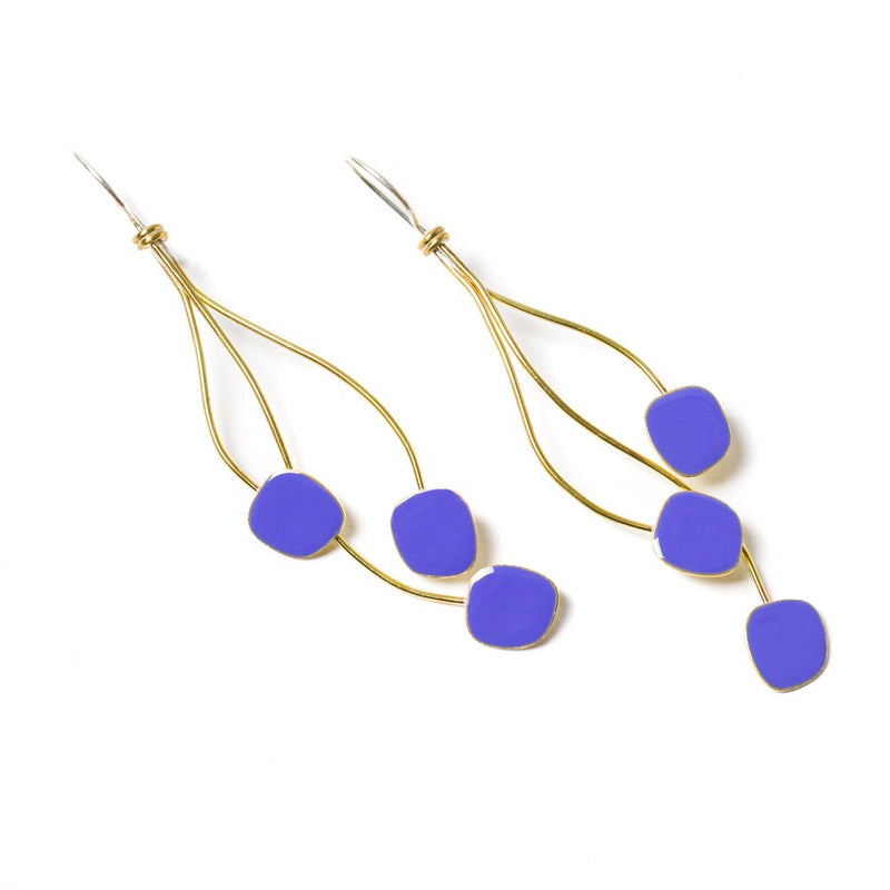 ORECCHINI_TAORMINA_LIBERTY_OTTONE_SMALTATO_LAVANDA